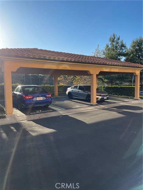 186 Rose Arch, Irvine CA: https://media.crmls.org/medias/ae09b4ab-6e3f-4c6b-82bb-8ef23eb2d2e4.jpg