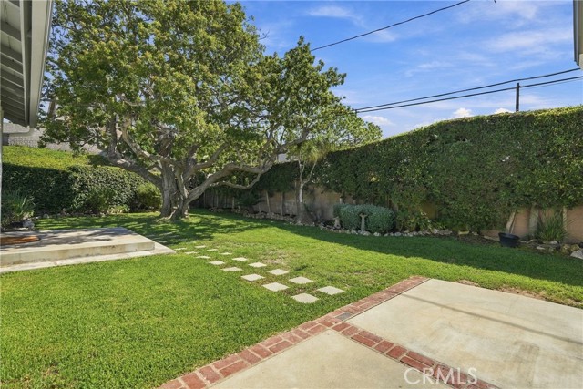 2212 Earle Court photo 24