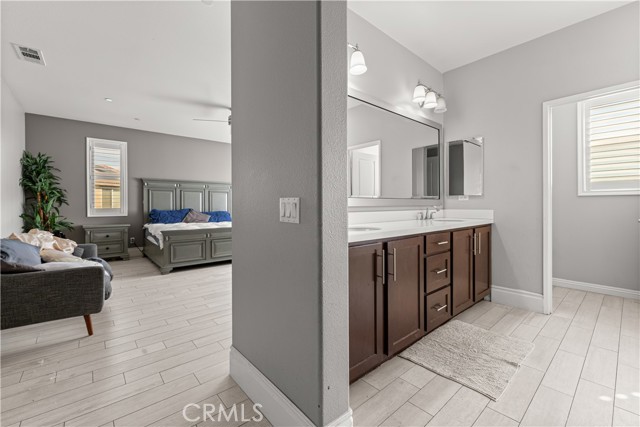 Detail Gallery Image 20 of 39 For 5052 Clematis Ct, Jurupa Valley,  CA 91752 - 5 Beds | 3/1 Baths