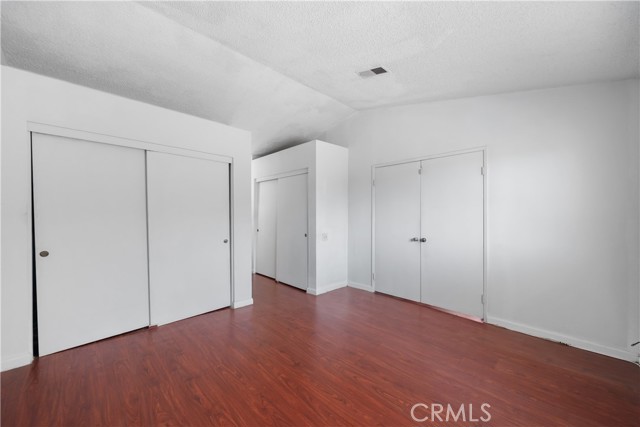 7980 Oleander Avenue, Fontana CA: https://media.crmls.org/medias/ae0af8bf-9313-4088-bbda-ab6c016857cd.jpg