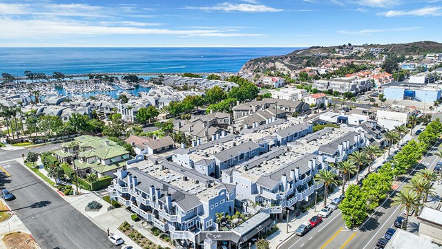 Detail Gallery Image 37 of 39 For 24582 Del Prado #201,  Dana Point,  CA 92629 - 2 Beds | 2/1 Baths