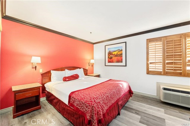 Image 22 of 43 For 2156 Colorado Boulevard