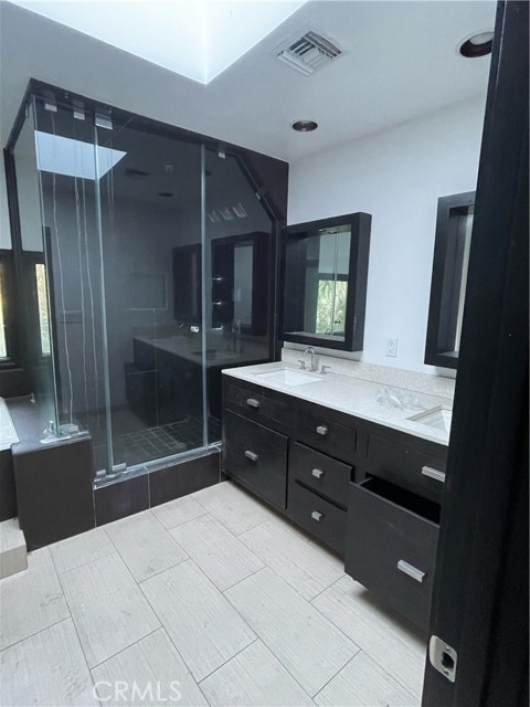 Detail Gallery Image 3 of 9 For 9275 Flicker, Los Angeles,  CA 90069 - 2 Beds | 3 Baths