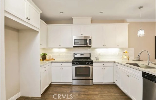 Detail Gallery Image 6 of 24 For 1510 El Paseo, Lake Forest,  CA 92610 - 3 Beds | 2/1 Baths