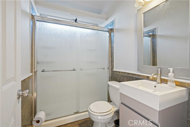 Detail Gallery Image 20 of 30 For 20060 Shadow Island Dr, Canyon Country,  CA 91351 - 2 Beds | 2 Baths