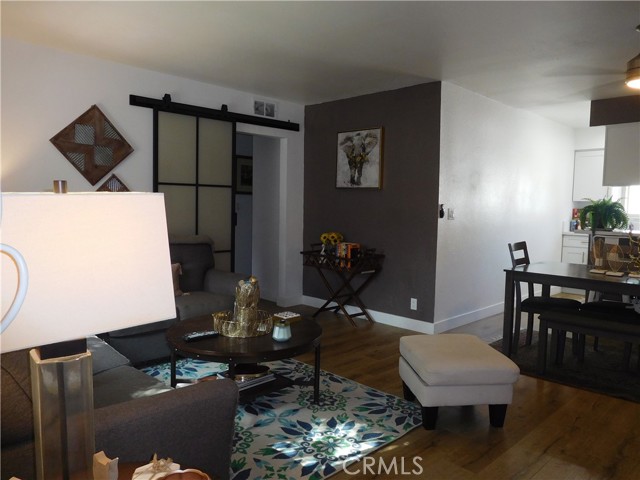 Detail Gallery Image 1 of 45 For 22030 Calvert St #3,  Woodland Hills,  CA 91367 - 2 Beds | 1 Baths