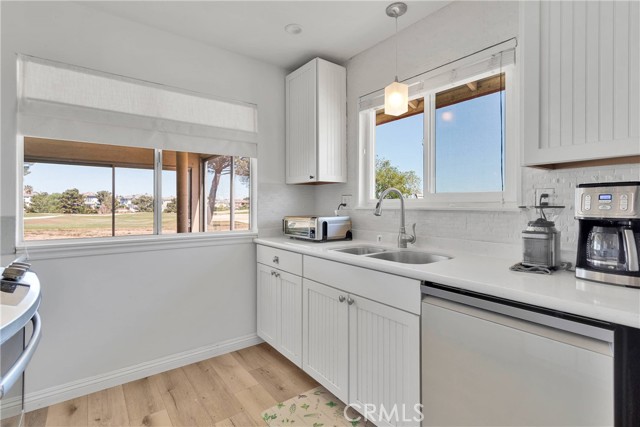 12990 Cedarbrook Lane, Victorville CA: https://media.crmls.org/medias/ae0d4654-43cb-40e7-981a-a300a470d7fa.jpg