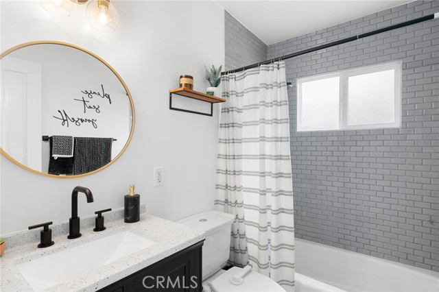 Detail Gallery Image 16 of 23 For 3217 Iowa St, Costa Mesa,  CA 92626 - 3 Beds | 2 Baths