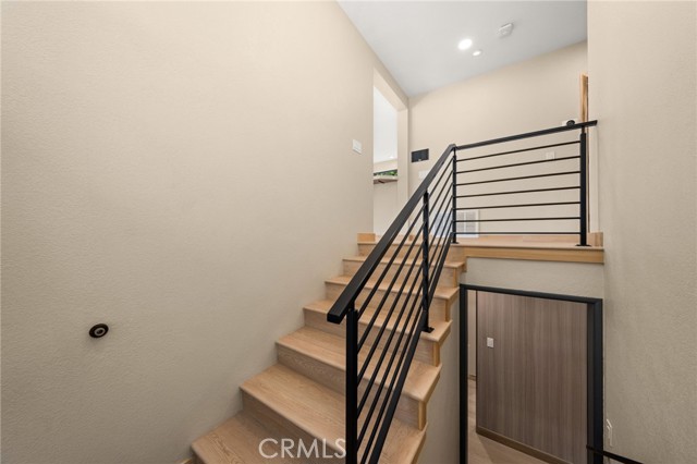 325 N Madison Avenue, Monrovia CA: https://media.crmls.org/medias/ae0fa91c-5040-4755-901d-ee435f9117a4.jpg