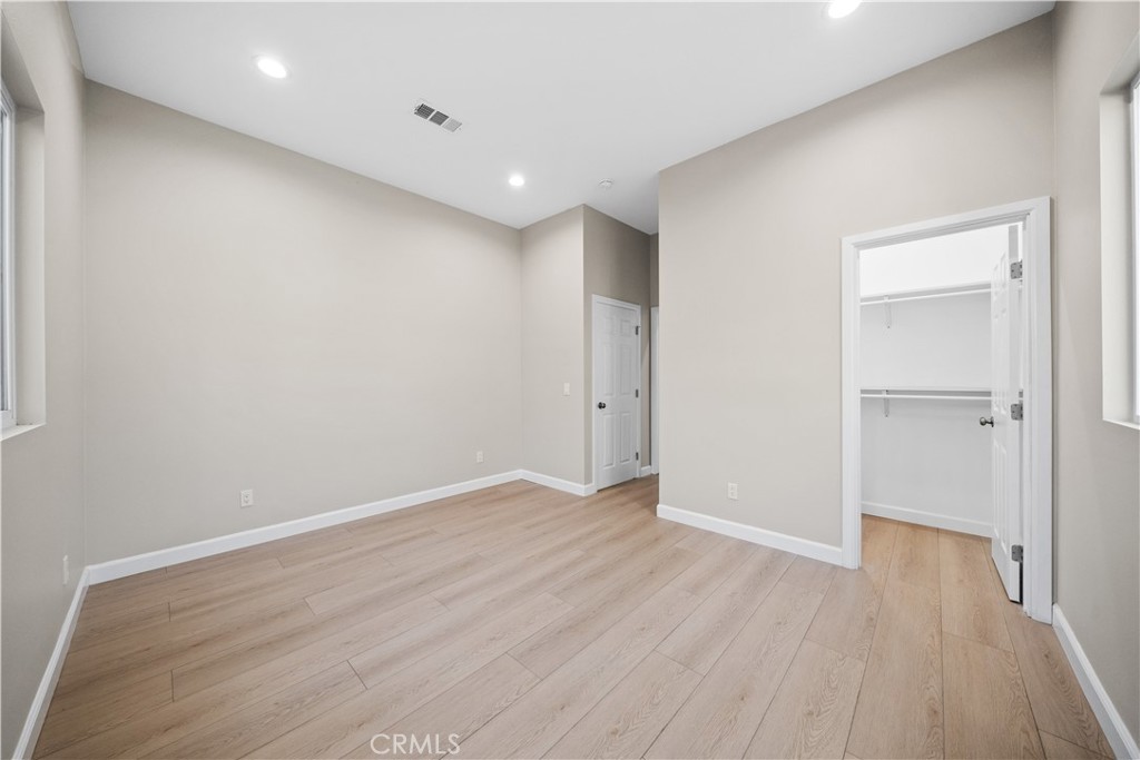 MLS #WS25246794 image #60