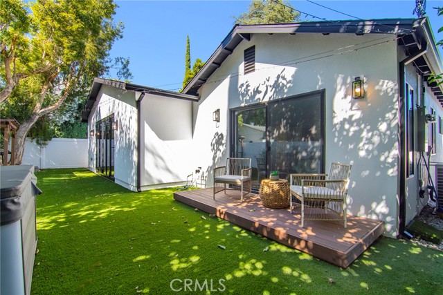 17420 Collins Street photo 30