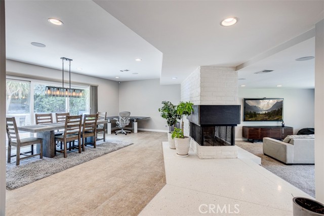 Detail Gallery Image 7 of 43 For 10034 La Canada Way, Shadow Hills,  CA 91040 - 2 Beds | 2 Baths