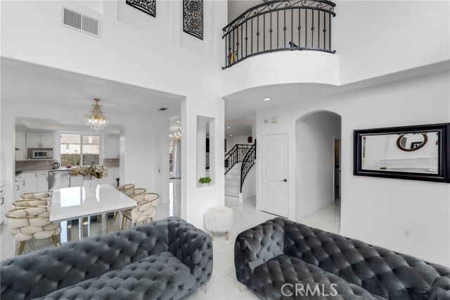 Detail Gallery Image 14 of 29 For 6997 Sale Ave, West Hills,  CA 91307 - 5 Beds | 3 Baths