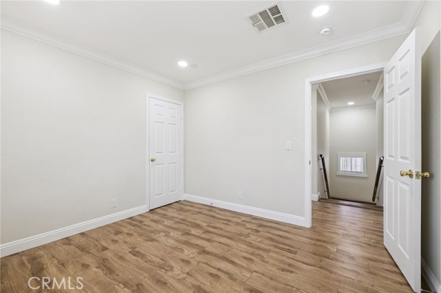 2104 Crenshaw Boulevard, Los Angeles CA: https://media.crmls.org/medias/ae12bd23-d97e-4f72-b5a6-34123f6bea7b.jpg