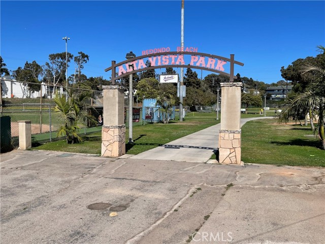 802 Camino Real, Redondo Beach, California 90277, 1 Bedroom Bedrooms, ,1 BathroomBathrooms,Residential,Sold,Camino Real,AR22150106