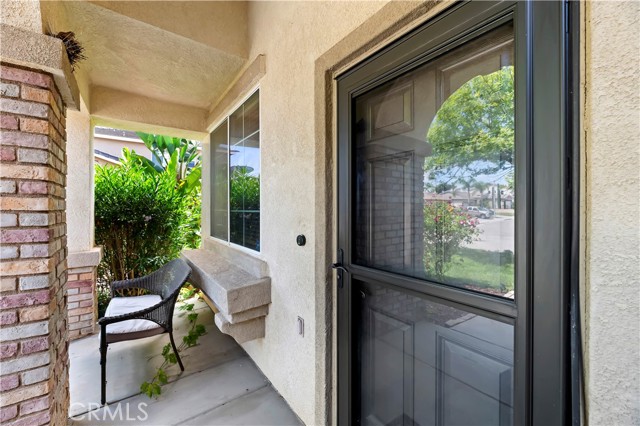 Detail Gallery Image 3 of 26 For 31139 Little Camille Way, Menifee,  CA 92584 - 5 Beds | 2 Baths