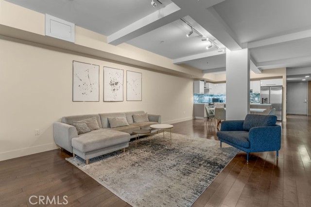 433 Pine Avenue, Long Beach CA: https://media.crmls.org/medias/ae14ed25-7e3c-4920-b4a7-0fc4dd90e58a.jpg