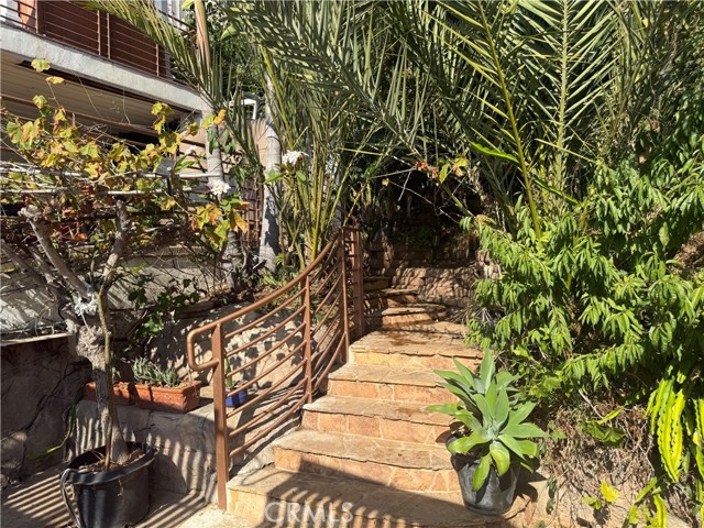 Detail Gallery Image 51 of 58 For 1994 Stanley, Signal Hill,  CA 90755 - 3 Beds | 3 Baths