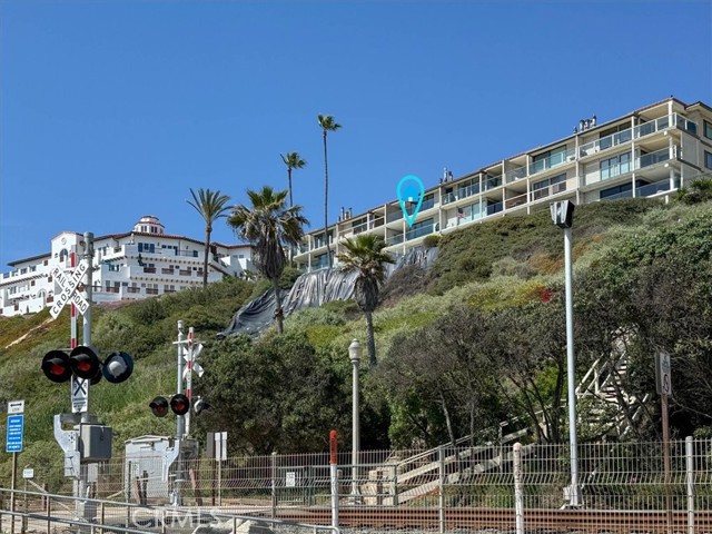 Detail Gallery Image 48 of 50 For 410 Corto Ln #9,  San Clemente,  CA 92672 - 2 Beds | 3 Baths