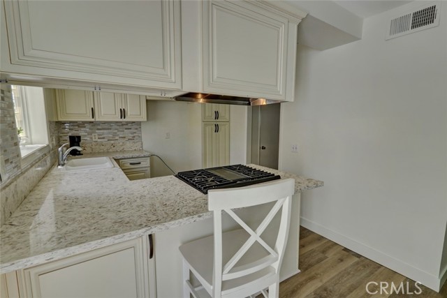 17077 Los Modelos Street, Fountain Valley CA: https://media.crmls.org/medias/ae18398c-be84-4170-9f74-d5b48f16eabc.jpg