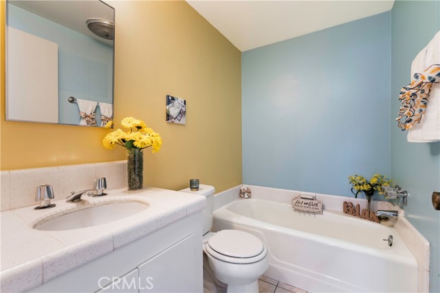 191 Kennebec Avenue, Long Beach CA: https://media.crmls.org/medias/ae18574e-0477-4bed-9a13-5cf76d4c311f.jpg