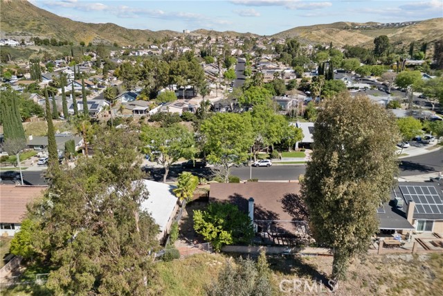 Detail Gallery Image 54 of 60 For 18826 Cabral, Canyon Country,  CA 91351 - 5 Beds | 3 Baths