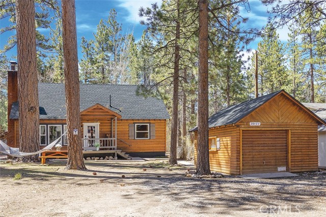 Detail Gallery Image 1 of 43 For 39177 Robin Rd, Big Bear Lake,  CA 92315 - 3 Beds | 1 Baths