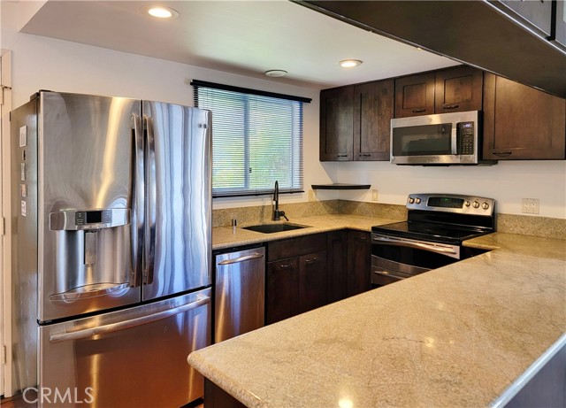 414 Avenida Castilla, Laguna Woods CA: https://media.crmls.org/medias/ae191279-79eb-40f3-8f35-1a560ff19d4e.jpg