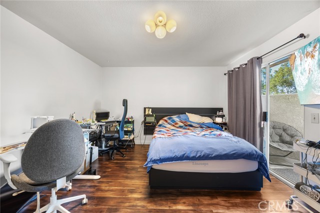 MLS #OC25265109 image #22