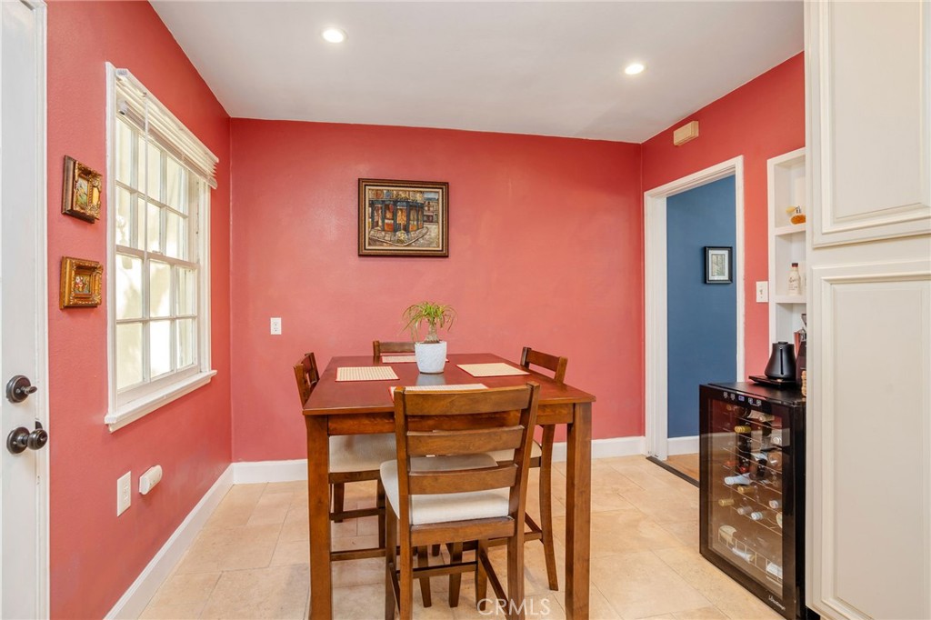 MLS #SR25220652 image #9