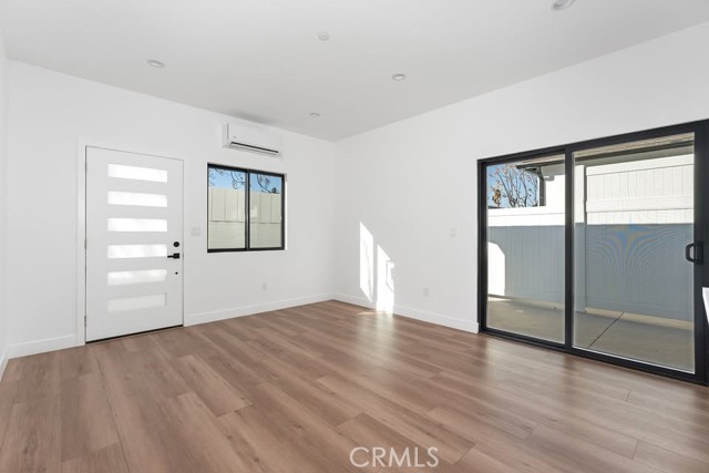 Detail Gallery Image 7 of 22 For 19952 1/2 Archwood St, Winnetka,  CA 91306 - 1 Beds | 1 Baths