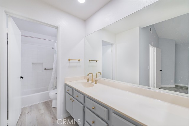 3555 W Greentree Circle, Anaheim CA: https://media.crmls.org/medias/ae1d4247-33ca-4803-80fd-c3fef9b508c5.jpg
