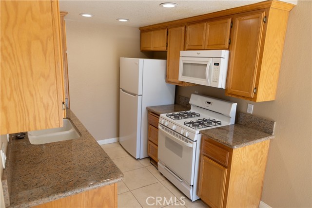 Detail Gallery Image 11 of 30 For 1169 Cornell Ave, Redlands,  CA 92374 - 2 Beds | 2 Baths