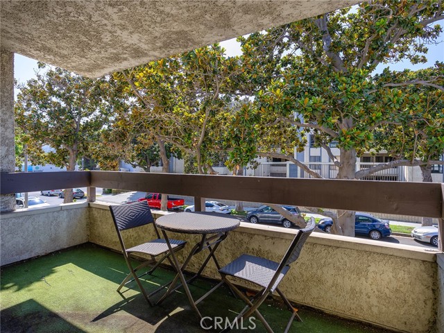 Detail Gallery Image 29 of 43 For 222 N Rose St #203,  Burbank,  CA 91505 - 1 Beds | 2 Baths