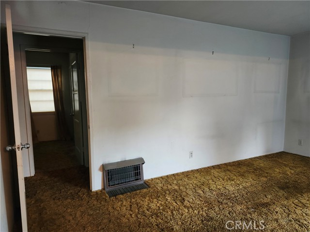 10307 Alexander, South Gate CA: https://media.crmls.org/medias/ae1e04ea-9e13-405a-ba57-e8a49d6eb8e4.jpg