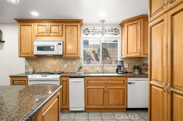 Detail Gallery Image 13 of 50 For 605 E Avenida De La Merced, Montebello,  CA 90640 - 4 Beds | 2 Baths