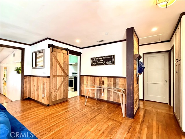 Detail Gallery Image 13 of 54 For 2925 Knoxville, Long Beach,  CA 90815 - 4 Beds | 2 Baths