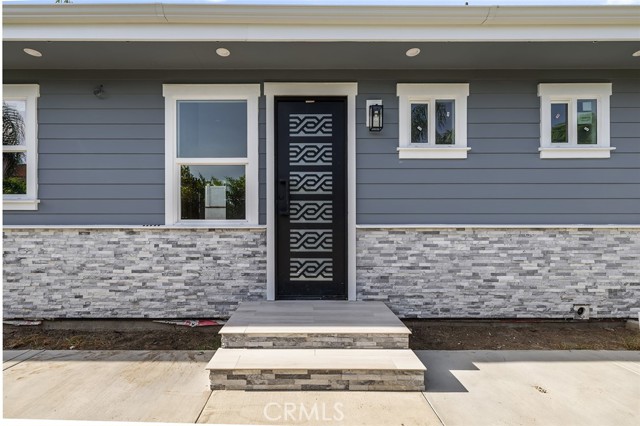 Detail Gallery Image 4 of 24 For 17175 Rayen St, Northridge,  CA 91325 - 2 Beds | 3 Baths