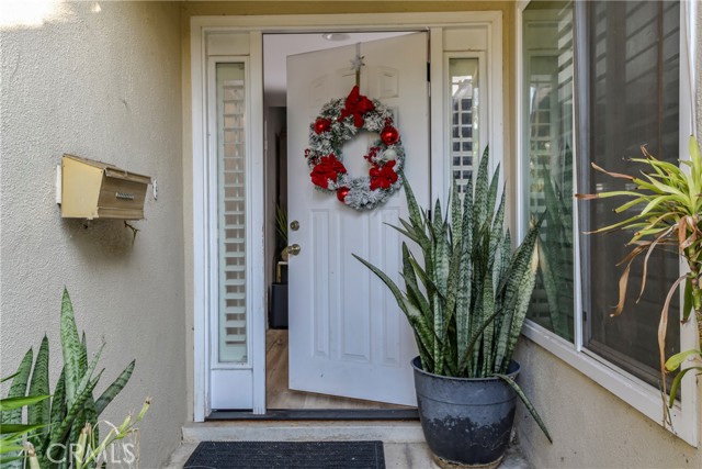 Detail Gallery Image 5 of 36 For 18915 Cantara St, Reseda,  CA 91335 - 3 Beds | 2 Baths