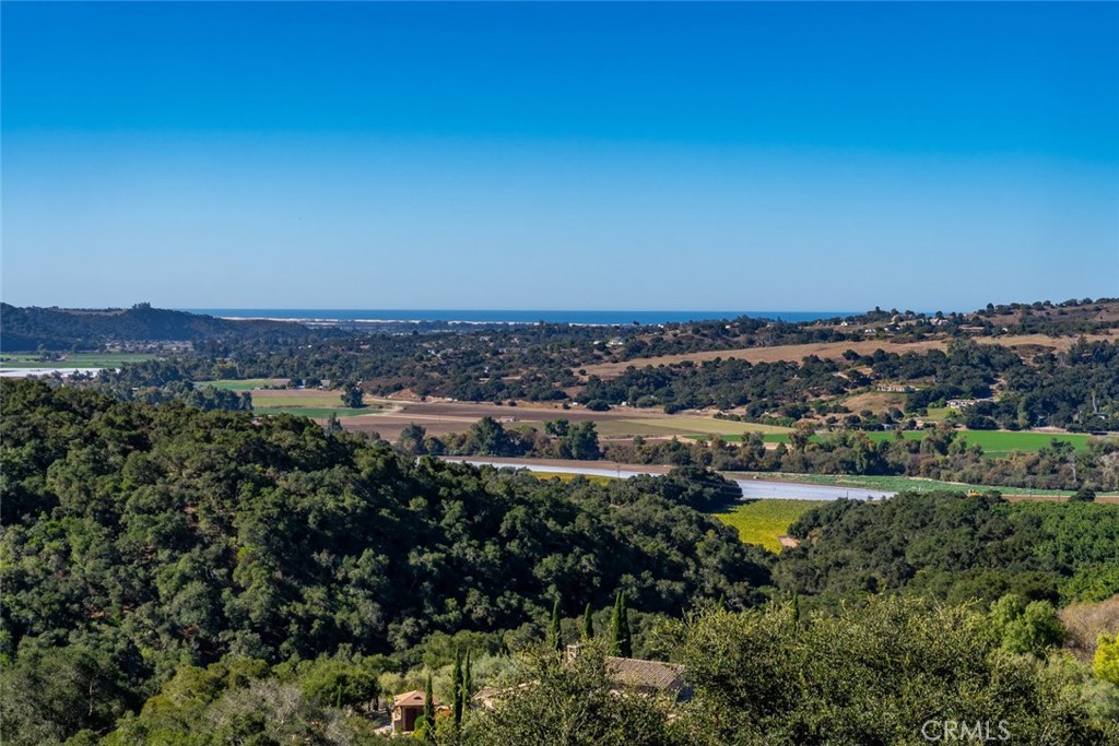 https://media.crmls.org/medias/ae22a739-5074-4596-8974-9a540631031a.jpg?preset=X-Large