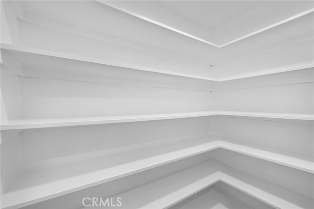 21542 Anns Lane, Laguna Beach CA: https://media.crmls.org/medias/ae2350aa-936d-45b1-9e4c-90eabde7e556.jpg