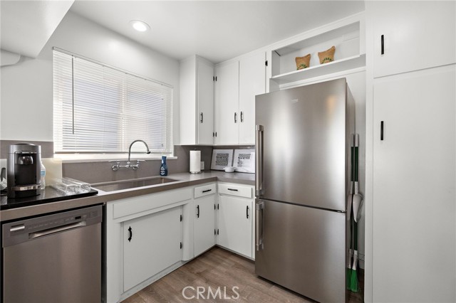 Detail Gallery Image 37 of 58 For 1613 E Balboa, Newport Beach,  CA 92661 - 4 Beds | 2 Baths