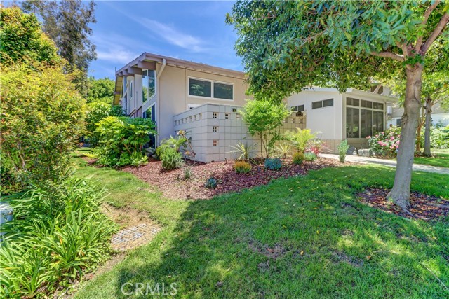 Detail Gallery Image 2 of 45 For 259 Calle Aragon a,  Laguna Woods,  CA 92637 - 2 Beds | 2 Baths