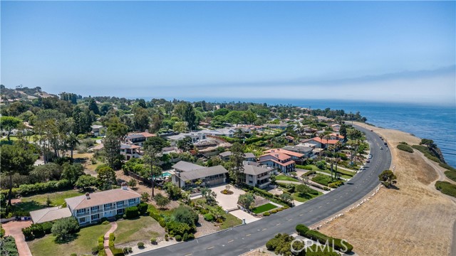 1500 Paseo Del Mar, Palos Verdes Estates CA: https://media.crmls.org/medias/ae24545b-b01f-48e9-a9e7-3ec63e7dccda.jpg