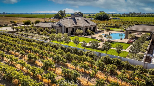 Detail Gallery Image 5 of 75 For 22215 N Devries Rd, Lodi,  CA 95242 - 4 Beds | 3/2 Baths