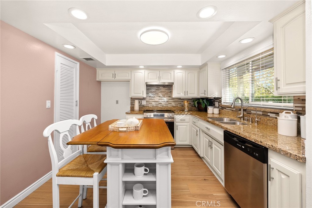 MLS #WS25275948 image #9