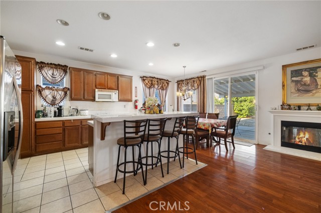 Detail Gallery Image 4 of 54 For 44014 42nd St, Lancaster,  CA 93536 - 5 Beds | 3 Baths