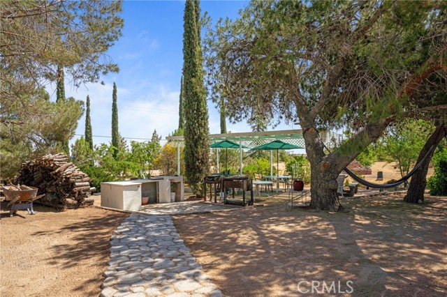 11676 11676 Acanthus, Phelan CA: https://media.crmls.org/medias/ae25f724-6d2b-4825-9ac3-cf2e0eaf3987.jpg