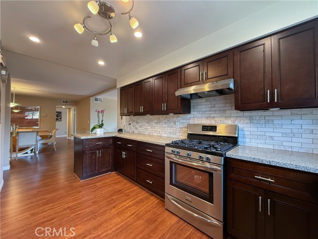 3663 Los Feliz Boulevard, Los Angeles CA: https://media.crmls.org/medias/ae26cf41-e2df-464c-a80b-a4fc1af88e61.jpg