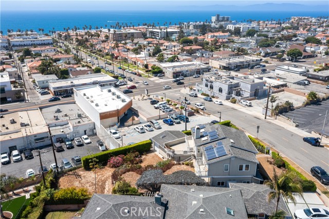 304 Avenue E, Redondo Beach CA: https://media.crmls.org/medias/ae275ee1-2e10-45d3-85fe-25e2b3f9ec60.jpg